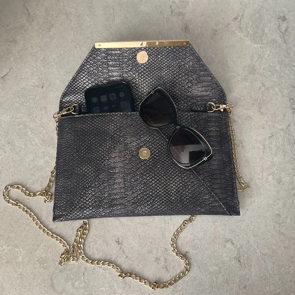 Envelope Clutch Black and Silver metallic grey Cross body chain detachable